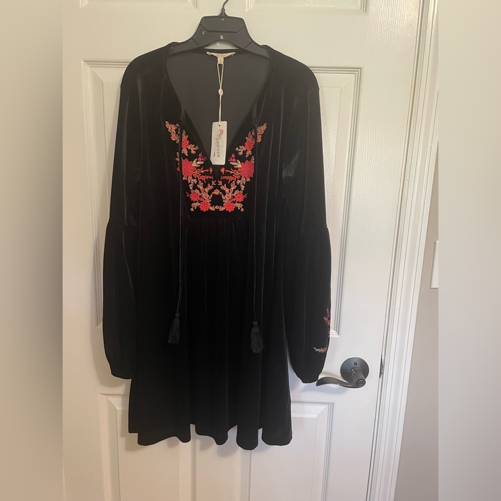 Chelsea & Violet Black Dress